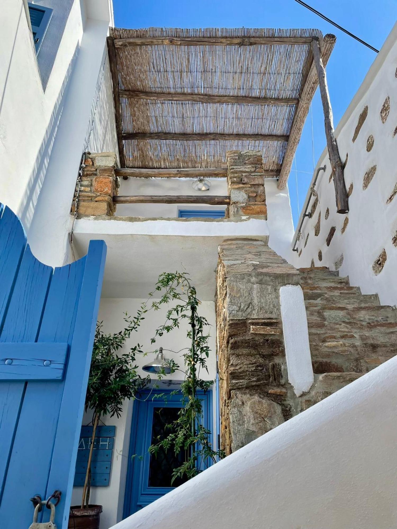 Lemonstello Kythnos * Dhriopís